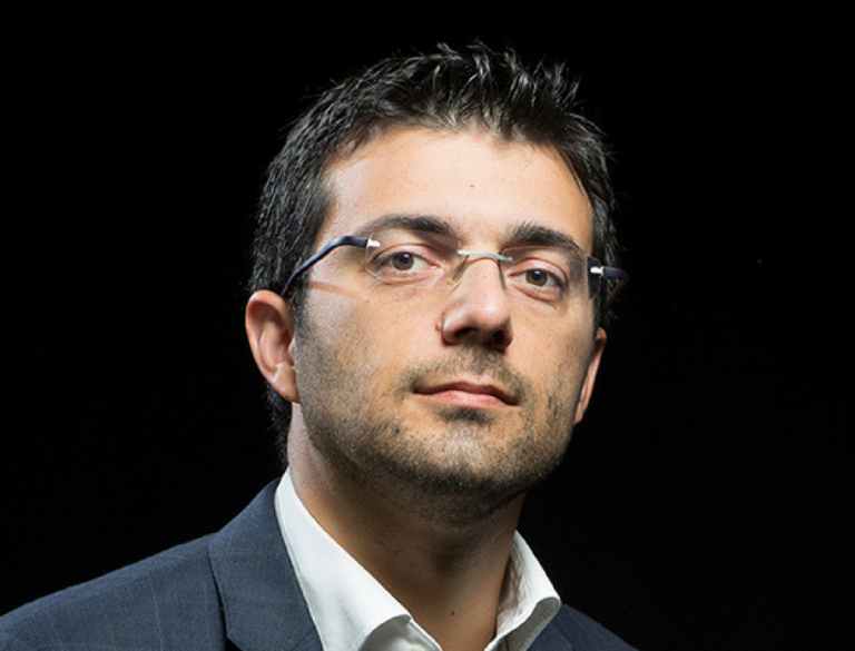 Rui Ribeiro assina o texto: "Batalha 4.0: GDPR e Marketing – vencedor … a tecnologia"